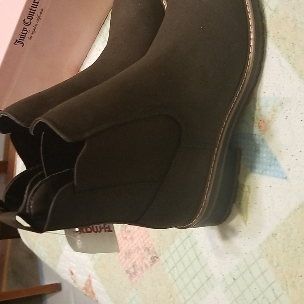 Boots - Picture 2 of 4